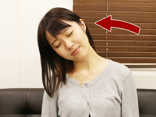 Cách chữa đau vai gáy của người Nhật cho người lớn tuổi