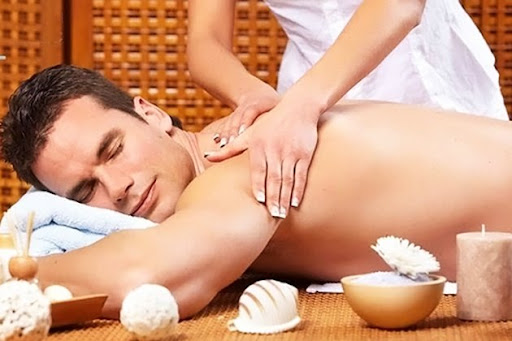 Khai giảng khóa đào tạo massage bấm huyệt chuẩn Đông y dưỡng sinh