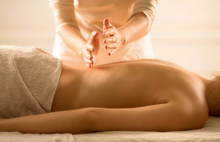 Massage lưng