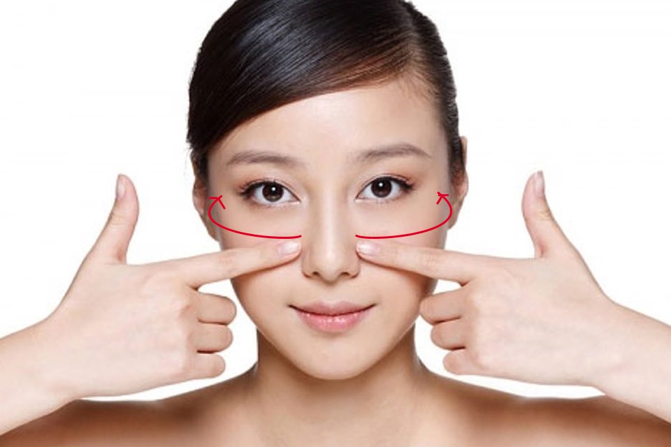 Massage mặt giúp giảm căng thẳng và ngủ ngon hơn