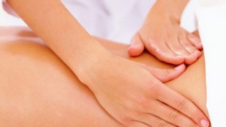 Massage trị liệu là phương pháp điều trị chứng đau mỏi lưng eo hiệu quả