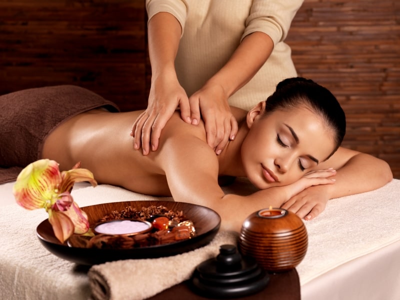 Massage dưỡng sinh đông y cải thiện chứng đau, mỏi cổ, vai, gáy