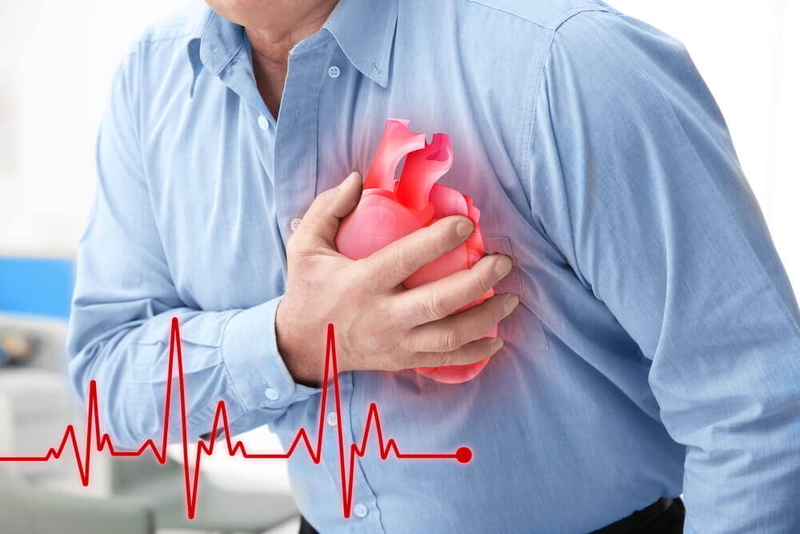 Đau tức vùng ngực có thể liên quan đến tim