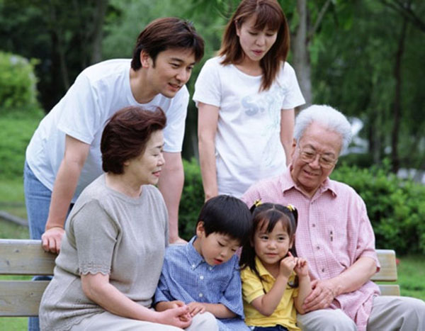 Khơi dậy niềm vui sống ở người cao tuổi