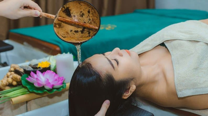 Gội đầu dưỡng sinh được nhiều phụ nữ yêu thích